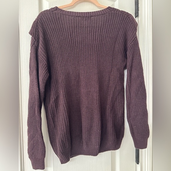 Ruffle Detail Sweater - Mystree - Large - Picture 2 of 3